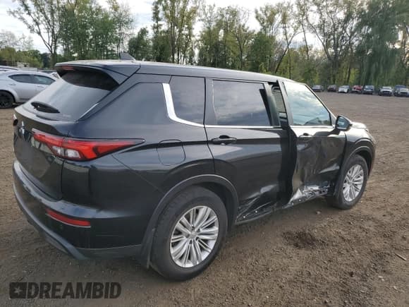 ✅ 2024 Mitsubishi Outlander ES • VIN: JA4J4UA87RZ016753 • Лот: 80716885. Опубликован ранее на Copart с пробегом 73 379 миль. Бесплатный доступ к архиву аукционных продаж из США и подробный отчёт об истории автомобиля на DreamBid. Изображение 3.