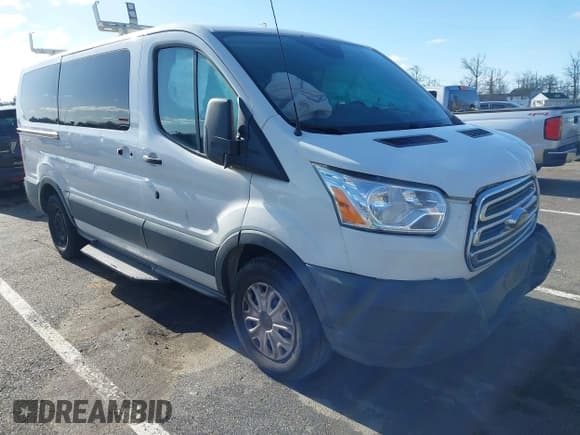 ✅ 2017 Ford Transit XL • VIN: 1FMZK1YM8HKA97376 • Лот: 41837186. Опубликован ранее на IAAI с пробегом 279 003 миль. Бесплатный доступ к архиву аукционных продаж из США и подробный отчёт об истории автомобиля на DreamBid. Изображение 1.