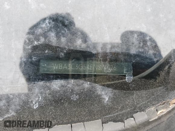 ✅ 2015 BMW 3 Series 320i xDrive • VIN: WBA3C3G54FNS74026 • Лот: 45926615. Опубликован ранее на Copart с пробегом Не указан. Бесплатный доступ к архиву аукционных продаж из США и подробный отчёт об истории автомобиля на DreamBid. Изображение 12.