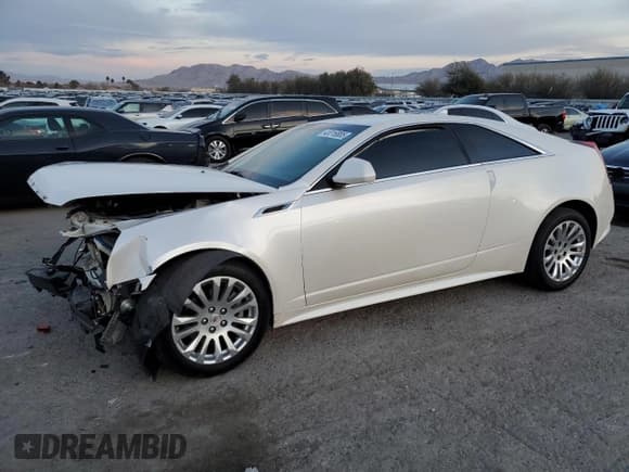 ✅ 2012 Cadillac CTS • VIN: 1G6DA1E36C0150452 • Lot: 43016885. Wystawiony na Copart z przebiegiem 76 808 mil. Bezpłatny archiwum sprzedaży aukcyjnych z USA i szczegółowy raport historii pojazdu na DreamBid. Zdjęcie 1.