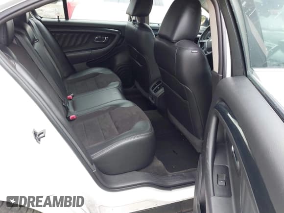 ✅ 2012 Ford Taurus SHO • VIN: 1FAHP2KT1CG137368 • Лот: 43058078. Опубликован ранее на IAAI с пробегом 201 500 миль. Бесплатный доступ к архиву аукционных продаж из США и подробный отчёт об истории автомобиля на DreamBid. Изображение 8.