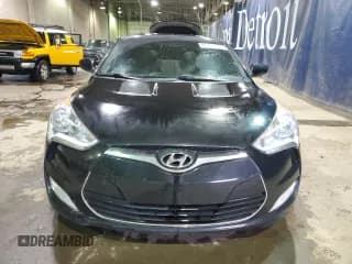 ✅ 2013 Hyundai Veloster w/Gray Int • VIN: KMHTC6AD8DU119739 • Lot: 81710714. Wystawiony na Copart z przebiegiem 115 007 mil. Bezpłatny archiwum sprzedaży aukcyjnych z USA i szczegółowy raport historii pojazdu na DreamBid. Zdjęcie 5.