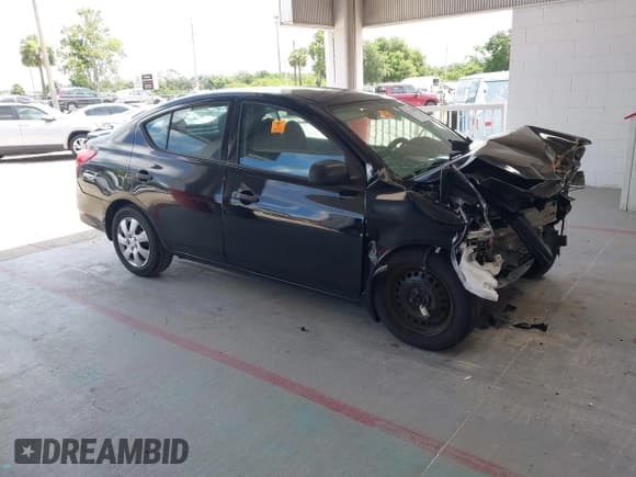 ✅ 2015 Nissan Versa SV • VIN: 3N1CN7AP5FL808149 • Лот: 42518393. Опубликован ранее на IAAI с пробегом 124 212 миль. Бесплатный доступ к архиву аукционных продаж из США и подробный отчёт об истории автомобиля на DreamBid. Изображение 1.