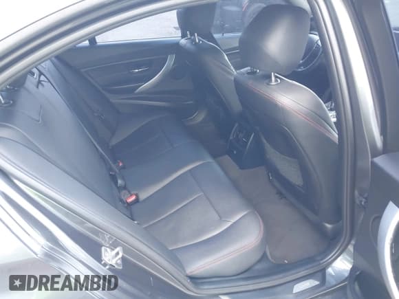 ✅ 2015 BMW 3 Series 328d • VIN: WBA3D3C51FK157847 • Лот: 42916925. Опубликован ранее на IAAI с пробегом 177 749 миль. Бесплатный доступ к архиву аукционных продаж из США и подробный отчёт об истории автомобиля на DreamBid. Изображение 8.