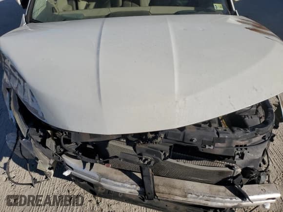 ✅ 2006 Nissan Murano S • VIN: JN8AZ08TX6W415345 • Lot: 78398824. Wystawiony na Copart z przebiegiem 240 480 mil. Bezpłatny archiwum sprzedaży aukcyjnych z USA i szczegółowy raport historii pojazdu na DreamBid. Zdjęcie 13.