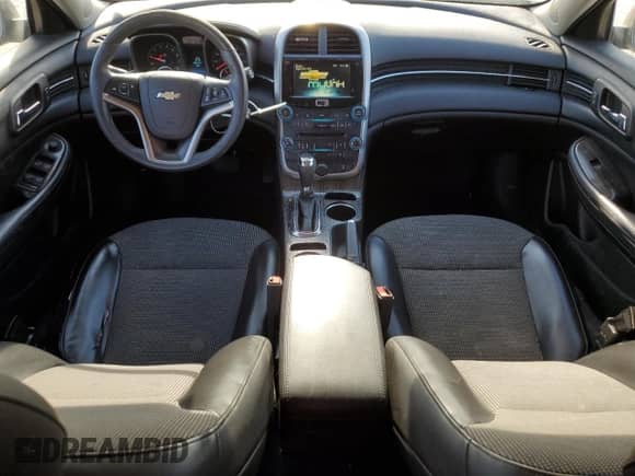 ✅ 2014 Chevrolet Malibu LT • VIN: 1G11C5SL4EF239578 • Lot: 68793174. Wystawiony na Copart z przebiegiem 134 354 mil mil. Skorzystaj z bezpłatnego archiwum sprzedaży aukcyjnych z USA i zobacz szczegółowy raport historii pojazdu na DreamBid. Zdjęcie 8.