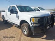 ✅ 2017 Ford F-250 XLT • VIN: 1FT7X2B63HEC15796 • Lot: 42256810. Listed on IAAI with 154,282 mi. Free auction sales archive from the USA and detailed vehicle history report at DreamBid. Image 1.