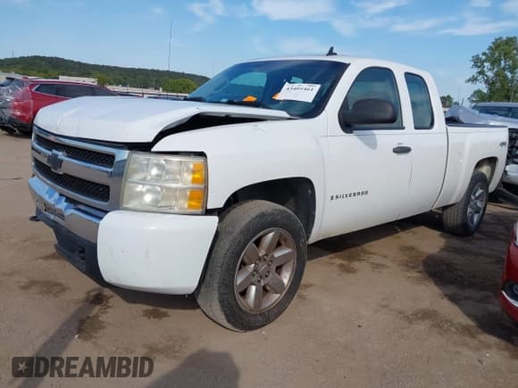✅ 2009 Chevrolet Silverado 1500 Work Truck • VIN: 1GCEK19C99Z260246 • Lot: 43405461. Listed on IAAI with 221,962 mi. Free auction sales archive from the USA and detailed vehicle history report at DreamBid. Image 2.