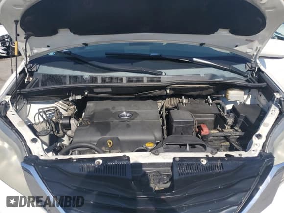 ✅ 2014 Toyota Sienna LE AAS • VIN: 5TDKK3DC6ES475052 • Lot: 81946725. Listed on Copart with 102,158 mi. Free auction sales archive from the USA and detailed vehicle history report at DreamBid. Image 12.