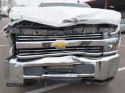 ✅ 2018 Chevrolet Silverado 2500HD Work Truck • VIN: 1GC1KUEG2JF200274 • Лот: 43630519. Опубликован ранее на IAAI с пробегом 159 618 миль. Бесплатный доступ к архиву аукционных продаж из США и подробный отчёт об истории автомобиля на DreamBid. Изображение 6.