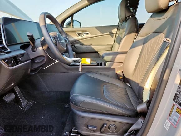 ✅ 2025 Kia Sportage X-Line • VIN: 5XYK6CDF5SG304980 • Лот: 93097635. Опубликован ранее на Copart с пробегом 2 668 миль. Бесплатный доступ к архиву аукционных продаж из США и подробный отчёт об истории автомобиля на DreamBid. Изображение 7.