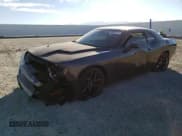 ✅ 2020 Dodge Challenger SXT • VIN: 2C3CDZAG0LH214718 • Lot: 68385122. Wystawiony na Copart z przebiegiem 53 491 mil. Bezpłatny archiwum sprzedaży aukcyjnych z USA i szczegółowy raport historii pojazdu na DreamBid. Zdjęcie 1.