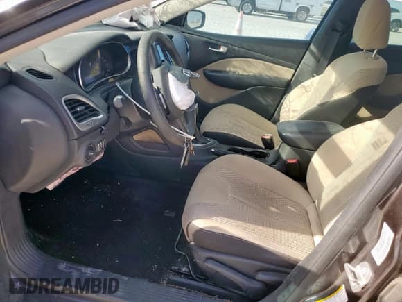 ✅ 2015 Dodge Dart SXT • VIN: 1C3CDFBB9FD307031 • Лот: 84932205. Опубликован ранее на Copart с пробегом 87 114 миль. Бесплатный доступ к архиву аукционных продаж из США и подробный отчёт об истории автомобиля на DreamBid. Изображение 7.