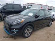 ✅ 2020 Kia Niro EX • VIN: KNDCC3LG6L5071595 • Lot: 43512526. Wystawiony na IAAI z przebiegiem 183 995 mil. Bezpłatny archiwum sprzedaży aukcyjnych z USA i szczegółowy raport historii pojazdu na DreamBid. Zdjęcie 2.