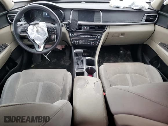 ✅ 2018 Kia Optima S • VIN: 5XXGT4L33JG184210 • Lot: 49111645. Listed on Copart with 155,505 mi. Free auction sales archive from the USA and detailed vehicle history report at DreamBid. Image 8.