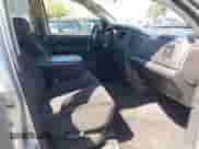 2003 Dodge 1500 ST z VIN 1D7HA18Z43S211399, wystawiony jako IAAI lot #42562199 z przebiegiem 185 284 mil mil oraz . Historia ofert i sprzedaży dostępna na DreamBid. Obrazek 5.