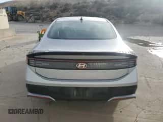 2025 Hyundai Sonata SEL with VIN KMHL64JA3SA480036, listed as a Copart auction lot 85410325 with 9,363 mi miles and Clean title. Bid and sale history available at DreamBid. Image 6.