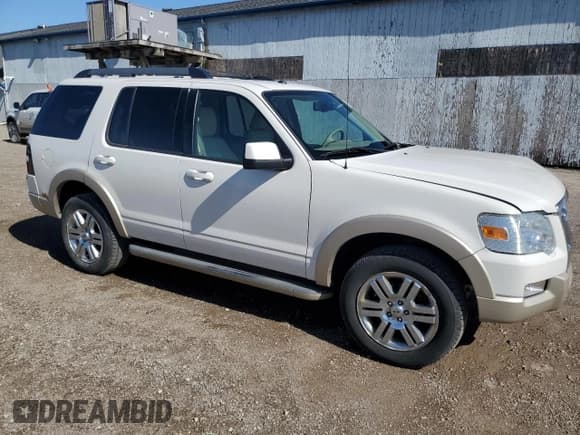 ✅ 2009 Ford Explorer Eddie Bauer • VIN: 1FMEU64E49UA08896 • Lot: 57346895. Wystawiony na Copart z przebiegiem 106 106 mil. Bezpłatny archiwum sprzedaży aukcyjnych z USA i szczegółowy raport historii pojazdu na DreamBid. Zdjęcie 4.