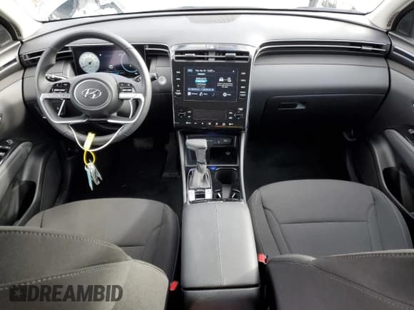 ✅ 2022 Hyundai Tucson SEL • VIN: 5NMJFCAE3NH157625 • Lot: 68785302. Wystawiony na Copart z przebiegiem 780 mil. Bezpłatny archiwum sprzedaży aukcyjnych z USA i szczegółowy raport historii pojazdu na DreamBid. Zdjęcie 8.