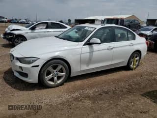 ✅ 2015 BMW 3 Series 320i xDrive • VIN: WBA3C3C51FP663930 • Lot: 62561025. Listed on Copart with 92,415 mi. Free auction sales archive from the USA and detailed vehicle history report at DreamBid. Image 1.