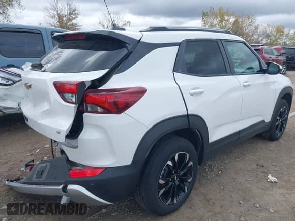 2023 Chevrolet TrailBlazer LT with VIN KL79MRSL8PB028339, listed as a IAAI auction lot 43456114 with 23,877 mi miles and . Bid and sale history available at DreamBid. Image 4.