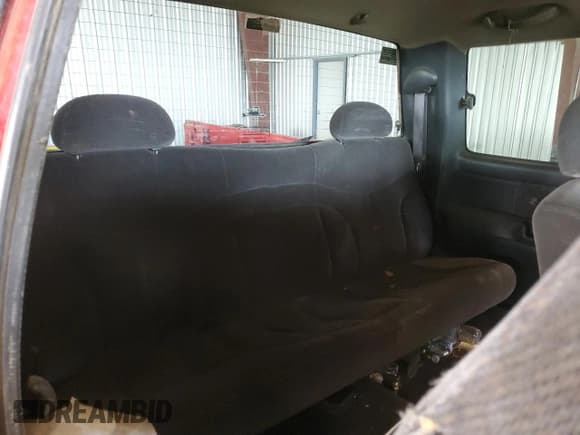 ✅ 1999 GMC Sierra 1500 SLE • VIN: 1GTEK19T3XE526543 • Лот: 59557385. Опубликован ранее на Copart с пробегом Не указан. Бесплатный доступ к архиву аукционных продаж из США и подробный отчёт об истории автомобиля на DreamBid. Изображение 10.