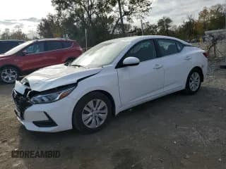 ✅ 2021 Nissan Sentra S • VIN: 3N1AB8BV0MY235552 • Lot: 85405425. Wystawiony na Copart z przebiegiem 92 592 mil. Bezpłatny archiwum sprzedaży aukcyjnych z USA i szczegółowy raport historii pojazdu na DreamBid. Zdjęcie 1.