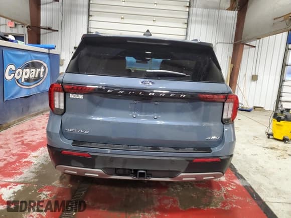 ✅ 2025 Ford Explorer Active • VIN: 1FMUK8DH7SGC04746 • Lot: 91765415. Listed on Copart with 8,589 mi. Free auction sales archive from the USA and detailed vehicle history report at DreamBid. Image 6.