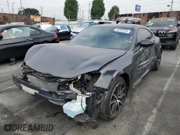 ✅ 2024 Toyota 86 • VIN: JF1ZNBB15R8754588 • Lot: 84283235. Listed on Copart with 4,451 mi. Free auction sales archive from the USA and detailed vehicle history report at DreamBid. Image 1.