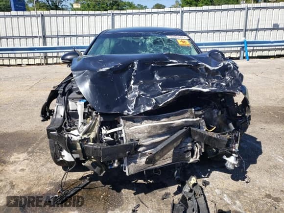 ✅ 2017 Kia Cadenza Premium • VIN: KNALC4J13H5087049 • Lot: 50826424. Listed on Copart with Not provided. Free auction sales archive from the USA and detailed vehicle history report at DreamBid. Image 5.