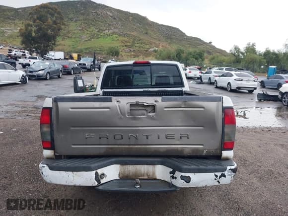 ✅ 2001 Nissan Frontier XE • VIN: 1N6DD26S81C355683 • Lot: 41793603. Listed on IAAI with 338,854 mi. Free auction sales archive from the USA and detailed vehicle history report at DreamBid. Image 16.