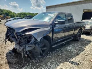 ✅ 2019 Ram 1500 Express • VIN: 1C6RR7FG3KS589862 • Лот: 65333655. Опубликован ранее на Copart с пробегом 100 288 миль. Бесплатный доступ к архиву аукционных продаж из США и подробный отчёт об истории автомобиля на DreamBid. Изображение 1.