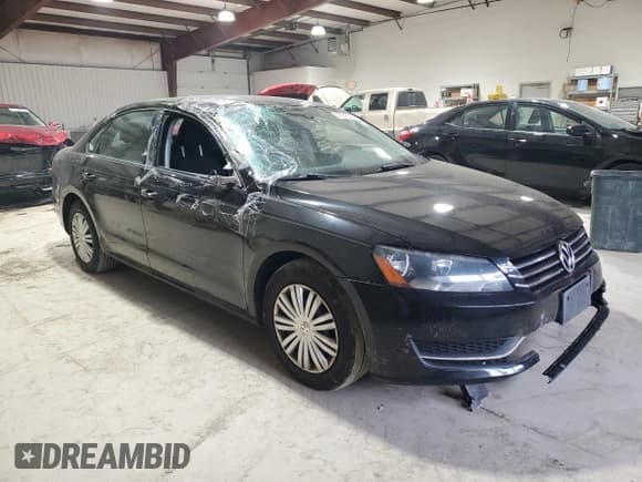 ✅ 2014 Volkswagen Passat S • VIN: 1VWAP7A33EC012213 • Lot: 45816365. Listed on Copart with 96,363 mi. Free auction sales archive from the USA and detailed vehicle history report at DreamBid. Image 4.