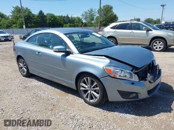 ✅ 2012 Volvo C70 T5 • VIN: YV1672MC3CJ128635 • Лот: 42542869. Опубликован ранее на IAAI с пробегом 76 243 миль. Бесплатный доступ к архиву аукционных продаж из США и подробный отчёт об истории автомобиля на DreamBid. Изображение 1.