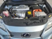 ✅ 2013 Lexus ES 300h • VIN: JTHBW1GGXD2018174 • Lot: 91068885. Wystawiony na Copart z przebiegiem 85 112 mil. Bezpłatny archiwum sprzedaży aukcyjnych z USA i szczegółowy raport historii pojazdu na DreamBid. Zdjęcie 11.