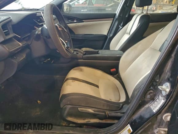 ✅ 2018 Honda Civic EX • VIN: SHHFK7H57JU406209 • Lot: 93868805. Wystawiony na Copart z przebiegiem 116 052 mil. Bezpłatny archiwum sprzedaży aukcyjnych z USA i szczegółowy raport historii pojazdu na DreamBid. Zdjęcie 7.