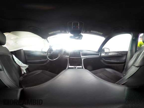 ✅ 2024 Jeep Grand Cherokee Altitude • VIN: 1C4RJKAG8R8510073 • Lot: 42981764. Listed on IAAI with 31,614 mi. Free auction sales archive from the USA and detailed vehicle history report at DreamBid. Image 18.