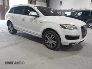 ✅ 2015 Audi Q7 Premium Plus • VIN: WA1LGAFE7FD015303 • Lot: 43277003. Wystawiony na IAAI z przebiegiem 150 629 mil. Bezpłatny archiwum sprzedaży aukcyjnych z USA i szczegółowy raport historii pojazdu na DreamBid. Zdjęcie 1.
