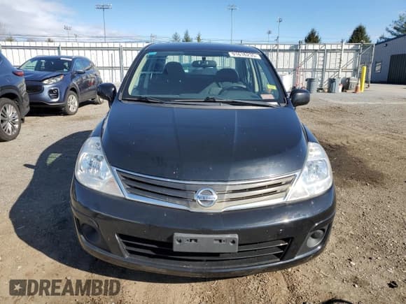 ✅ 2011 Nissan Versa S • VIN: 3N1BC1AP6BL413180 • Lot: 91616235. Listed on Copart with 82,263 mi. Free auction sales archive from the USA and detailed vehicle history report at DreamBid. Image 5.