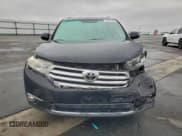 ✅ 2011 Toyota Highlander Limited • VIN: 5TDDK3EH9BS085190 • Лот: 94271625. Опубликован ранее на Copart с пробегом 140 092 миль. Бесплатный доступ к архиву аукционных продаж из США и подробный отчёт об истории автомобиля на DreamBid. Изображение 5.