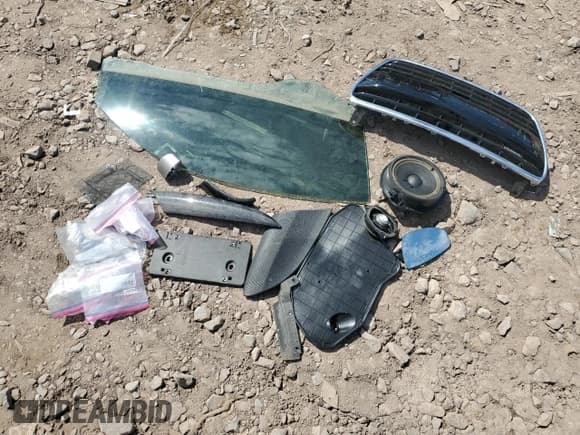 ✅ 2009 Audi R8 4.2L • VIN: WUAAU34219N002803 • Lot: 65063885. Listed on Copart with 62,833 mi. Free auction sales archive from the USA and detailed vehicle history report at DreamBid. Image 12.