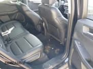 ✅ 2021 Ford Escape SEL • VIN: 1FMCU9H68MUB08102 • Lot: 43333460. Listed on IAAI with 32,933 mi. Free auction sales archive from the USA and detailed vehicle history report at DreamBid. Image 8.