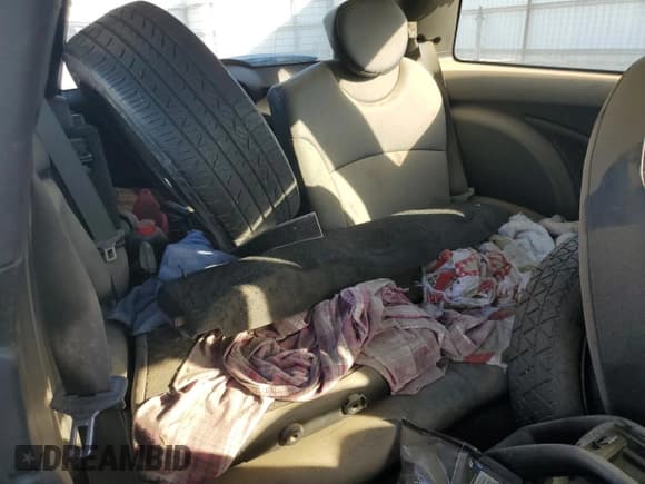 ✅ 2013 MINI Hardtop • VIN: WMWSU3C5XDT680447 • Lot: 81809965. Wystawiony na Copart z przebiegiem 122 834 mil. Bezpłatny archiwum sprzedaży aukcyjnych z USA i szczegółowy raport historii pojazdu na DreamBid. Zdjęcie 10.