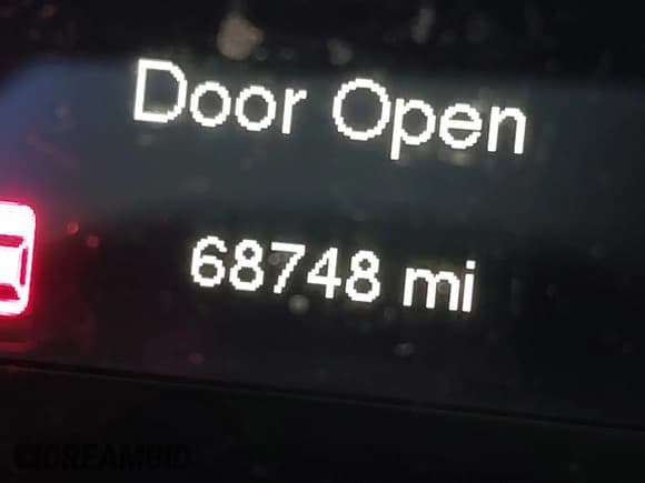 ✅ 2018 Jeep Cherokee Latitude • VIN: 1C4PJLCX9JD612018 • Lot: 41526139. Listed on IAAI with 68,748 mi. Free auction sales archive from the USA and detailed vehicle history report at DreamBid. Image 16.