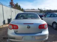 ✅ 2007 Volkswagen Eos • VIN: WVWAA71F27V049193 • Lot: 41449556. Wystawiony na IAAI z przebiegiem 144 680 mil. Bezpłatny archiwum sprzedaży aukcyjnych z USA i szczegółowy raport historii pojazdu na DreamBid. Zdjęcie 17.