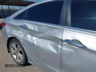 2013 Hyundai Sonata SE с VIN 5NPEC4AC1DH786882, выставлен на аукционе IAAI как лот 43387867 с пробегом 113 121 миль миль и . История ставок и продаж доступна на DreamBid. Изображение 6.