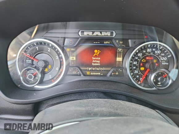 ✅ 2022 Ram 2500 Big Horn • VIN: 3C6UR5DL6NG319129 • Lot: 95545945. Wystawiony na Copart z przebiegiem 20 648 mil. Bezpłatny archiwum sprzedaży aukcyjnych z USA i szczegółowy raport historii pojazdu na DreamBid. Zdjęcie 9.