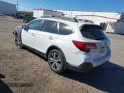 ✅ 2018 Subaru Outback Limited • VIN: 4S4BSENC4J3269696 • Lot: 43605559. Listed on IAAI with 205,797 mi. Free auction sales archive from the USA and detailed vehicle history report at DreamBid. Image 3.
