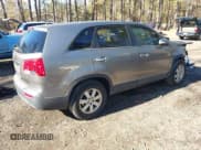 ✅ 2011 Kia Sorento LX • VIN: 5XYKT3A17BG175464 • Lot: 43736059. Wystawiony na IAAI z przebiegiem 176 771 mil. Bezpłatny archiwum sprzedaży aukcyjnych z USA i szczegółowy raport historii pojazdu na DreamBid. Zdjęcie 4.