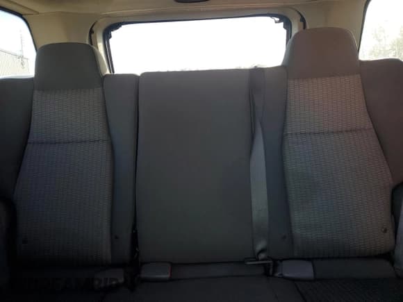 ✅ 2010 Jeep Grand Cherokee Laredo • VIN: 1J4PR4GKXAC117436 • Lot: 92448015. Wystawiony na Copart z przebiegiem 185 967 mil. Bezpłatny archiwum sprzedaży aukcyjnych z USA i szczegółowy raport historii pojazdu na DreamBid. Zdjęcie 10.